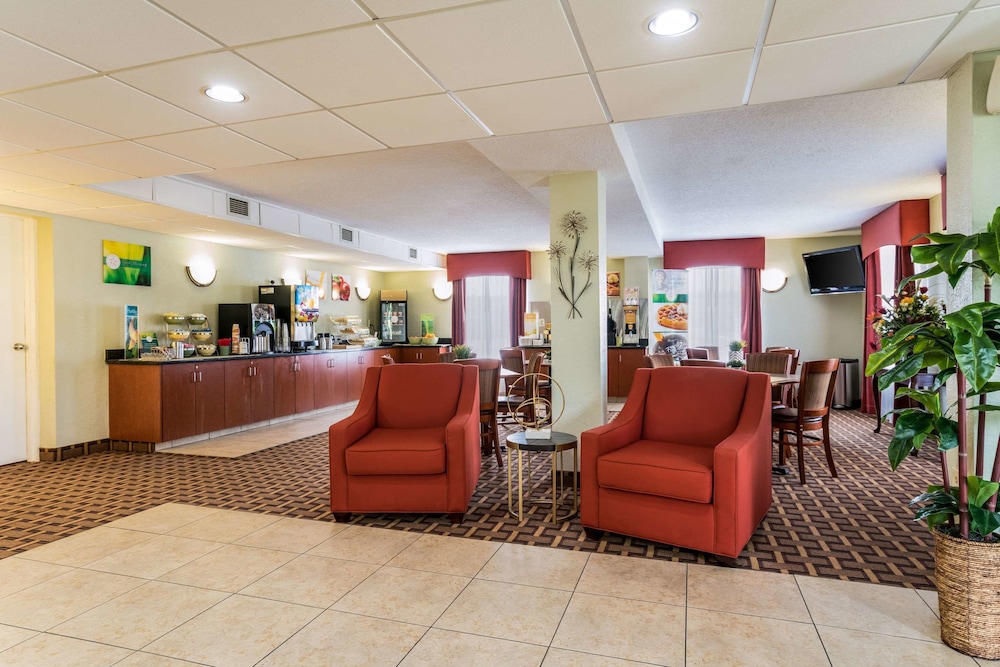 Quality Inn Battleboro - Rocky Mount view 2