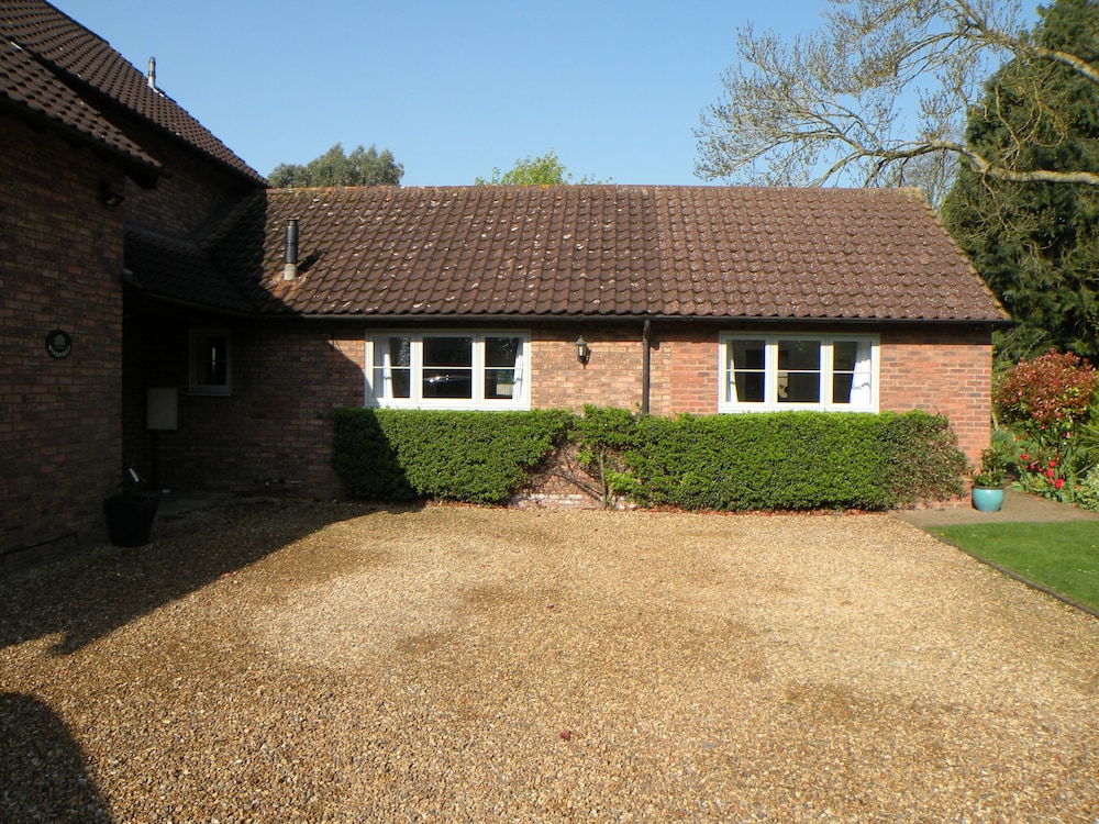 Woodfield House
