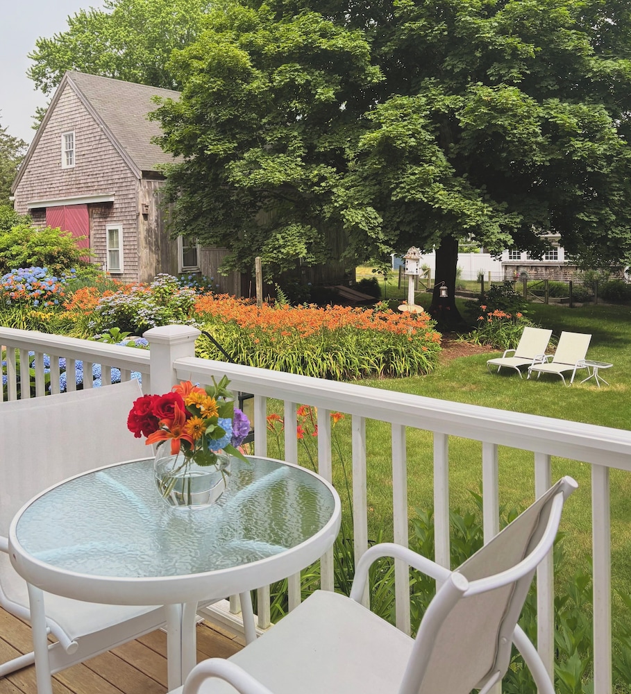 Sea Meadow Inn