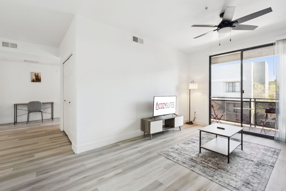 CozySuites at Zone Westgate