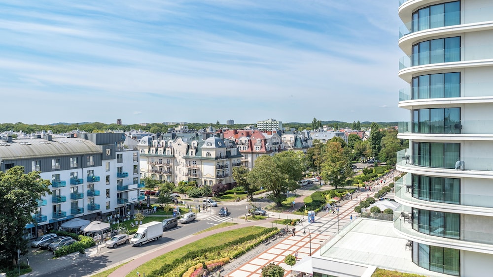 Apartamenty Sun & Snow w Baltic Park Fort z prywatnym jacuzzi