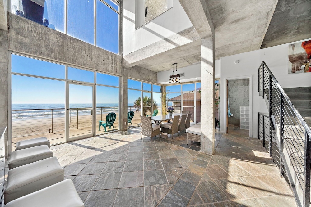 Oceanfront Experience by Ryson Vacation Rentals