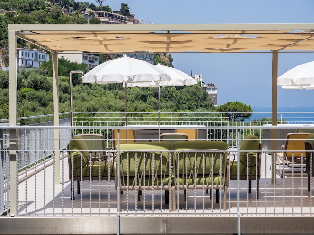 Futura Smart Sorrento