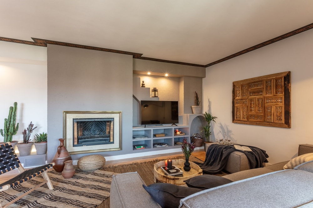 Wukro - 2 Bedrooms and Terrace in Chamber