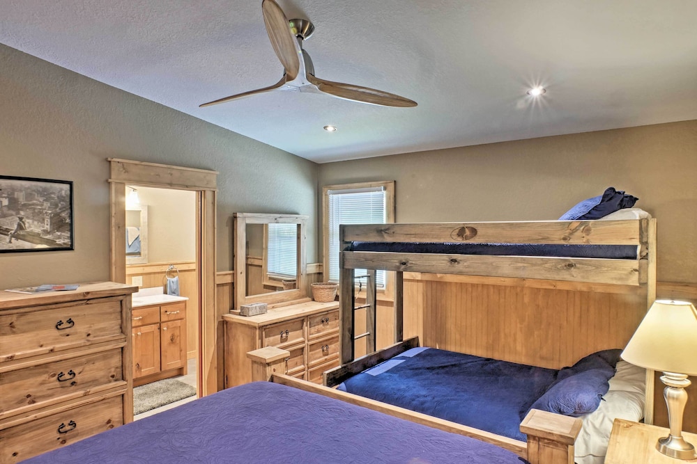 Guntersville Cabin w/ Lake Views! view 5