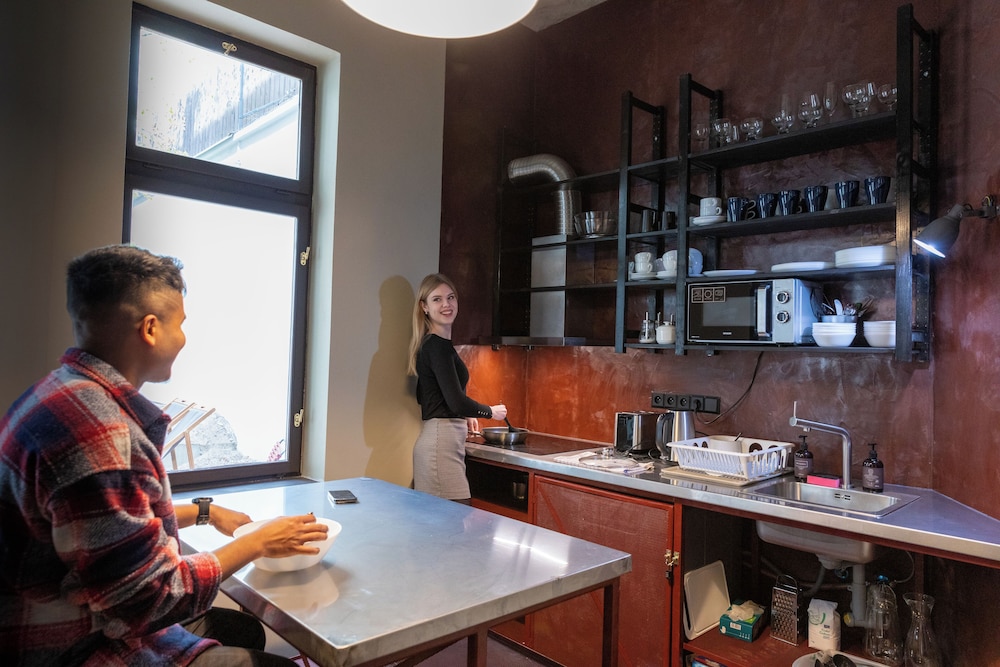 Sir Toby's Midtown - Hostel