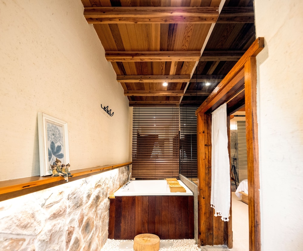 Yingde YeDuGu Resort