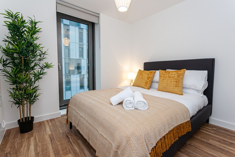 Harbour City Apartments view 4