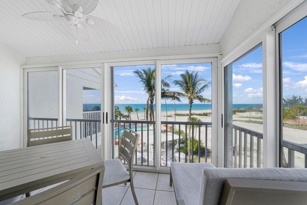 South Seas Beach Villa 2538 3 Bedroom Condo
