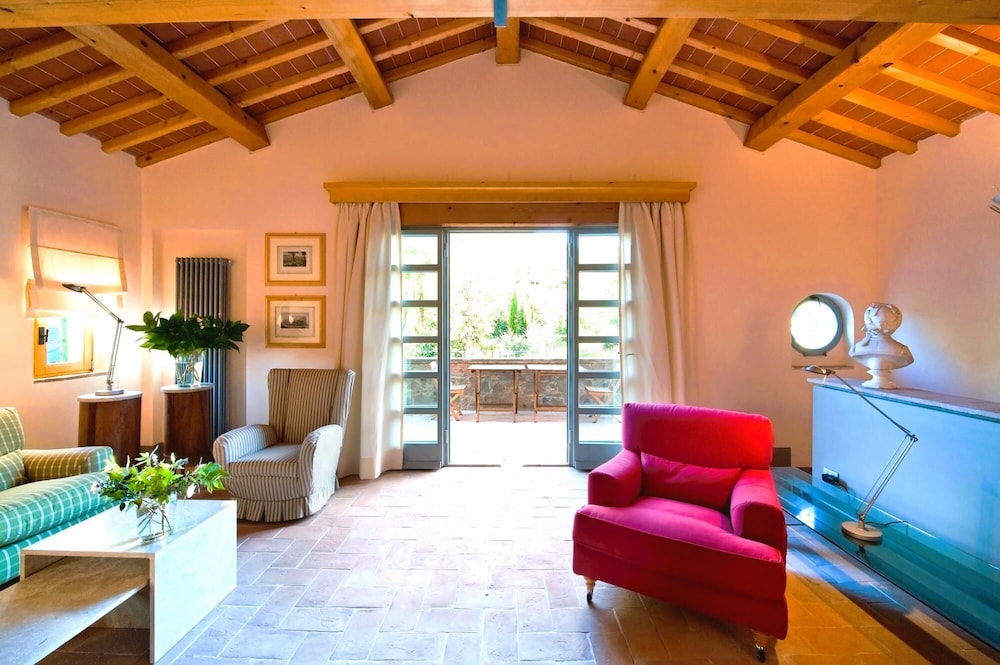 Villa Leccino in Most Exclusive Borgo in Tuscany