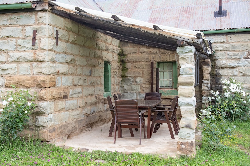Flitwick Ranch - Old Cheese Factory Room 2 view 2