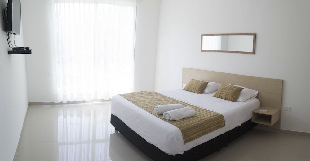 Color Hostel