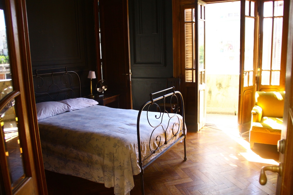 Casa Caseros view 3