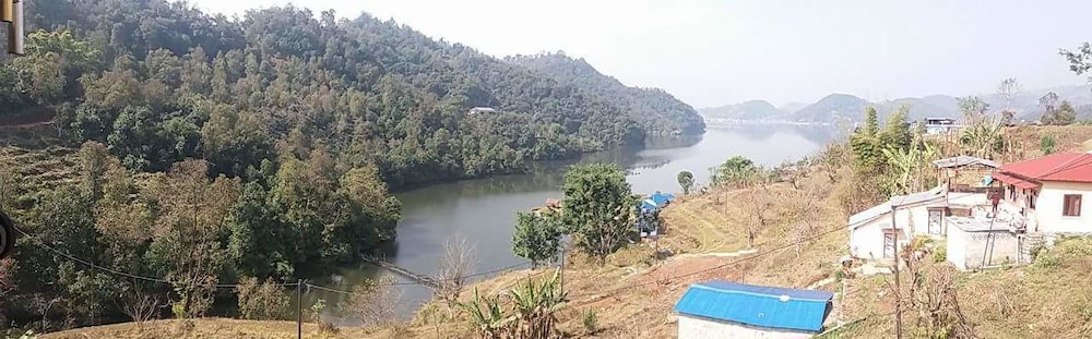 Begnas Lake front guest house