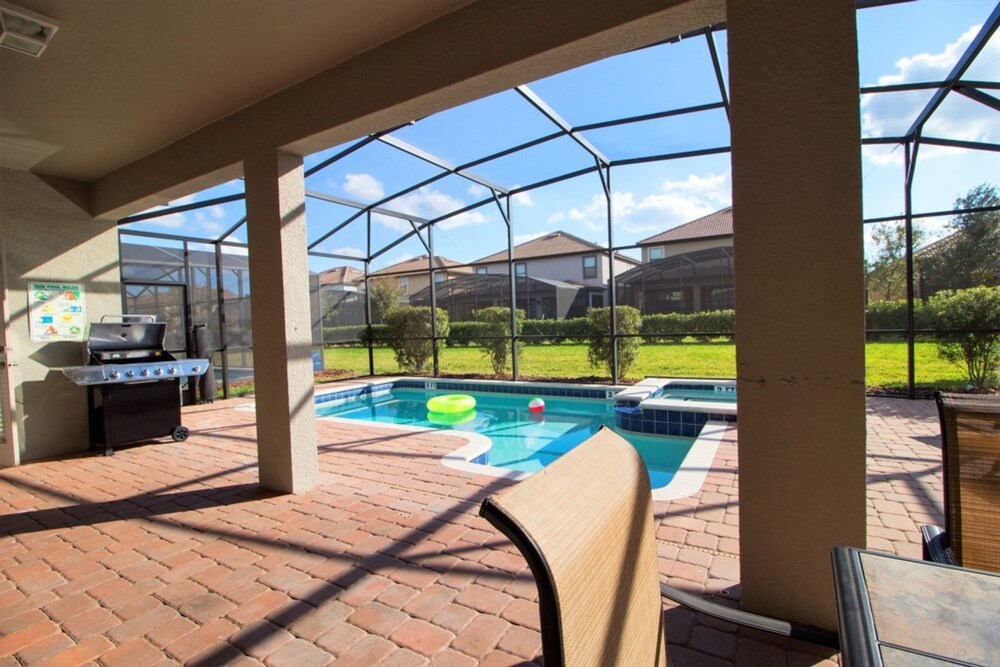 Champions Gate 1457 - Image 4