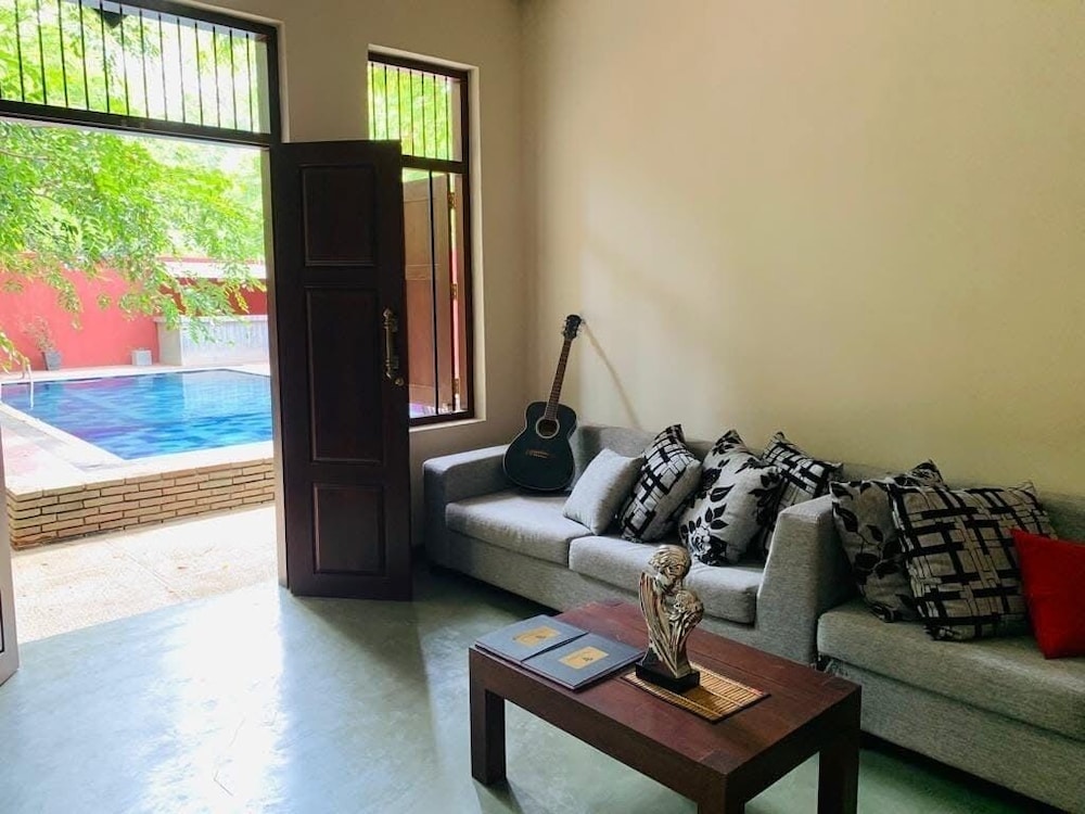 Villa Tambaka Retreat