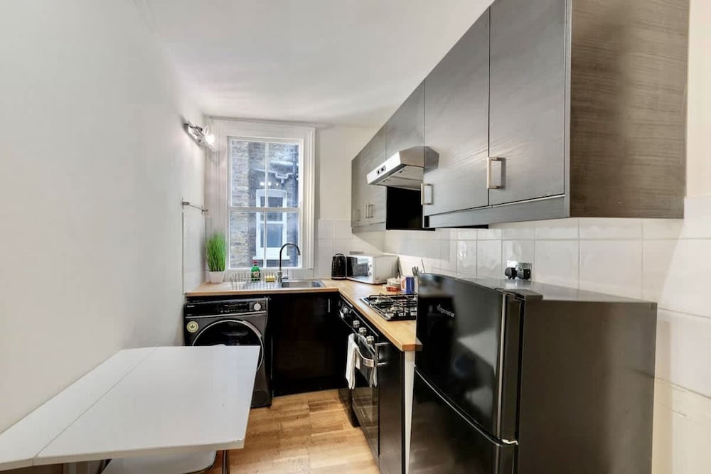 Cosy Spacious 2 Double Bedroom- Central Fulham