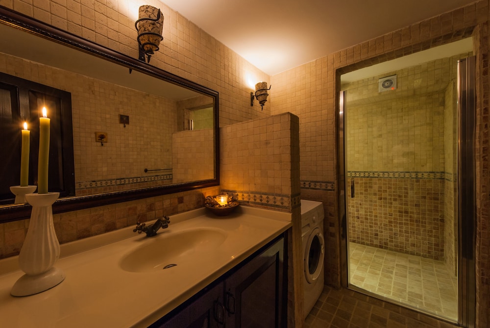 8 Oda Boutique Homes