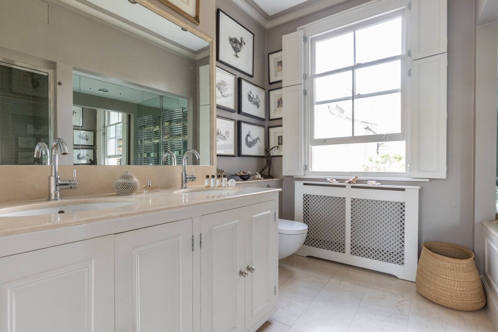 Lilyville Road III by Onefinestay