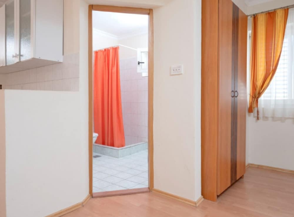Apartments Božica