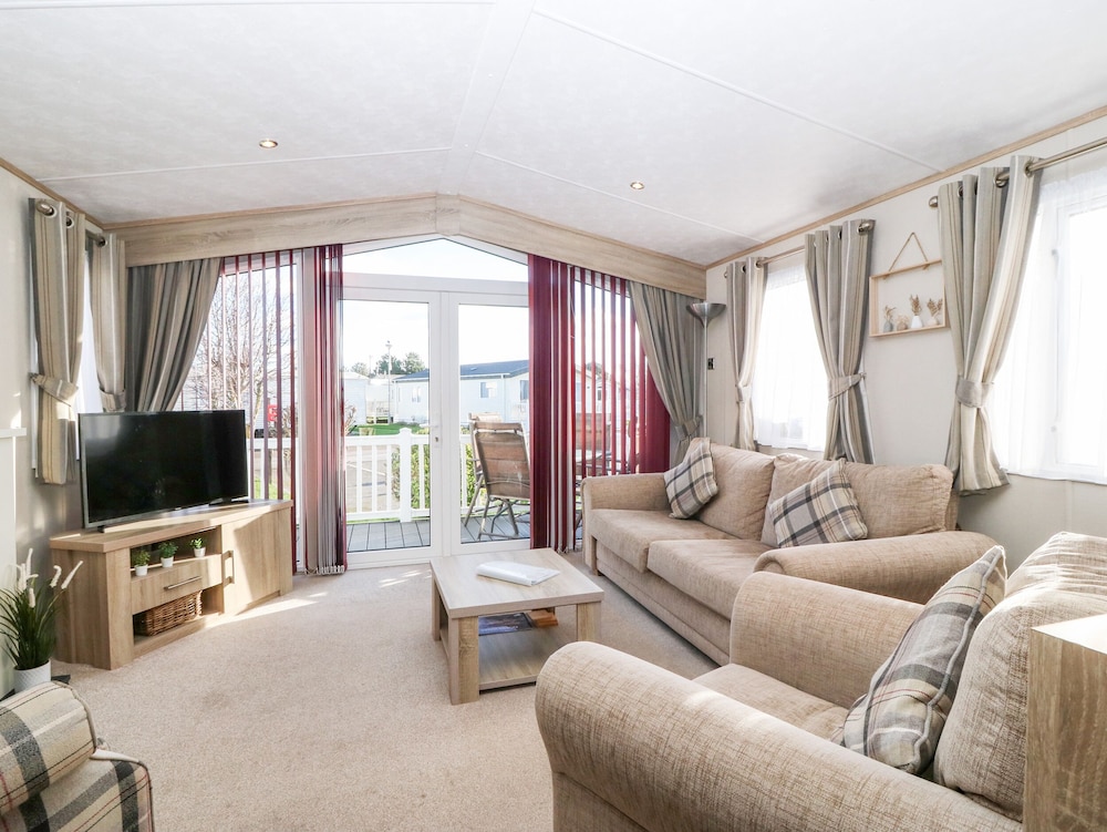 Snape Lodge