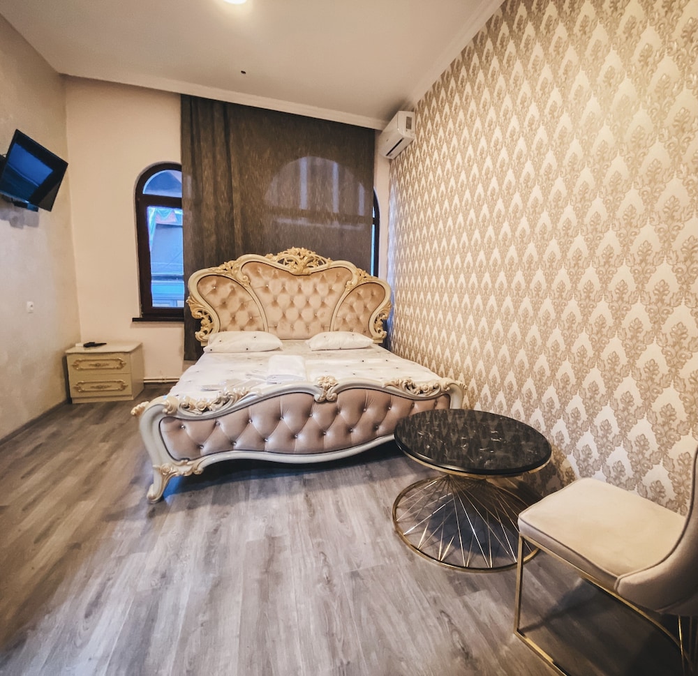 Old Yerevan Hotel