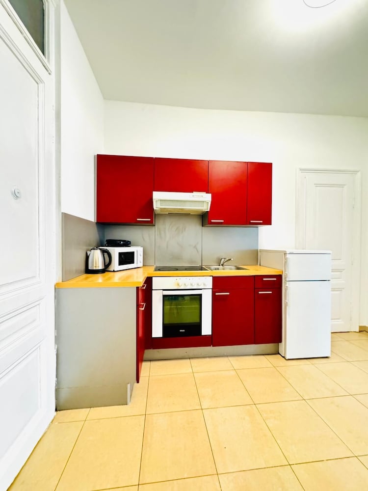 Cozy 1BR and Living Room Apartment