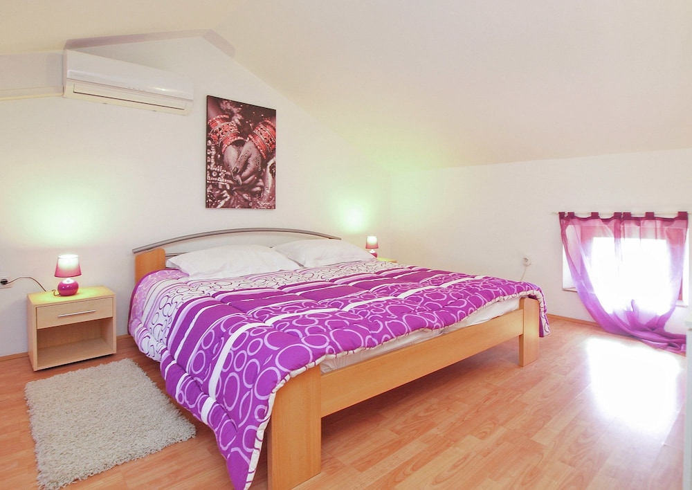 Apartment 1536 view 5