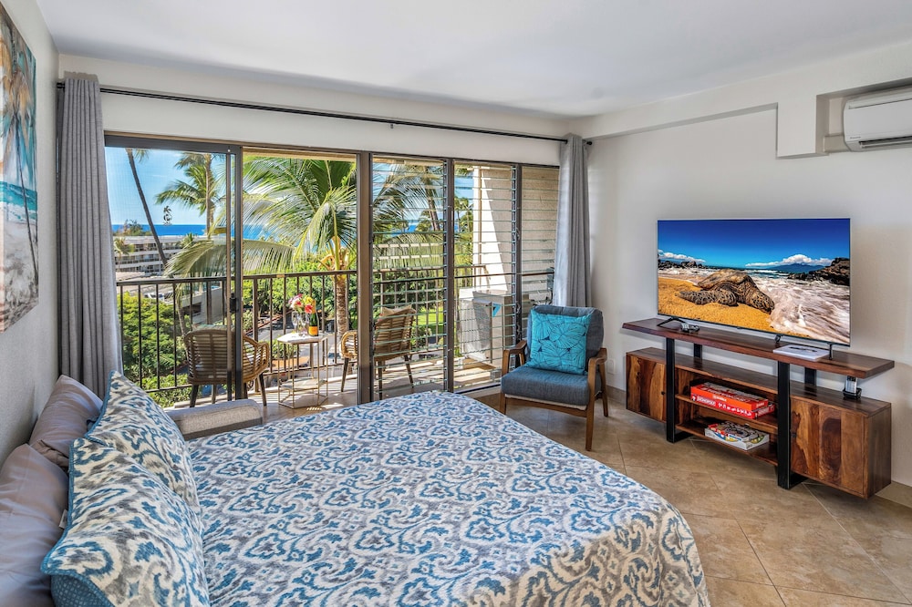 Modern & Central Oceanview Vistas