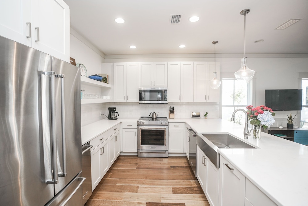 Magnolia Cottages by the Sea by Panhandle Getaways
