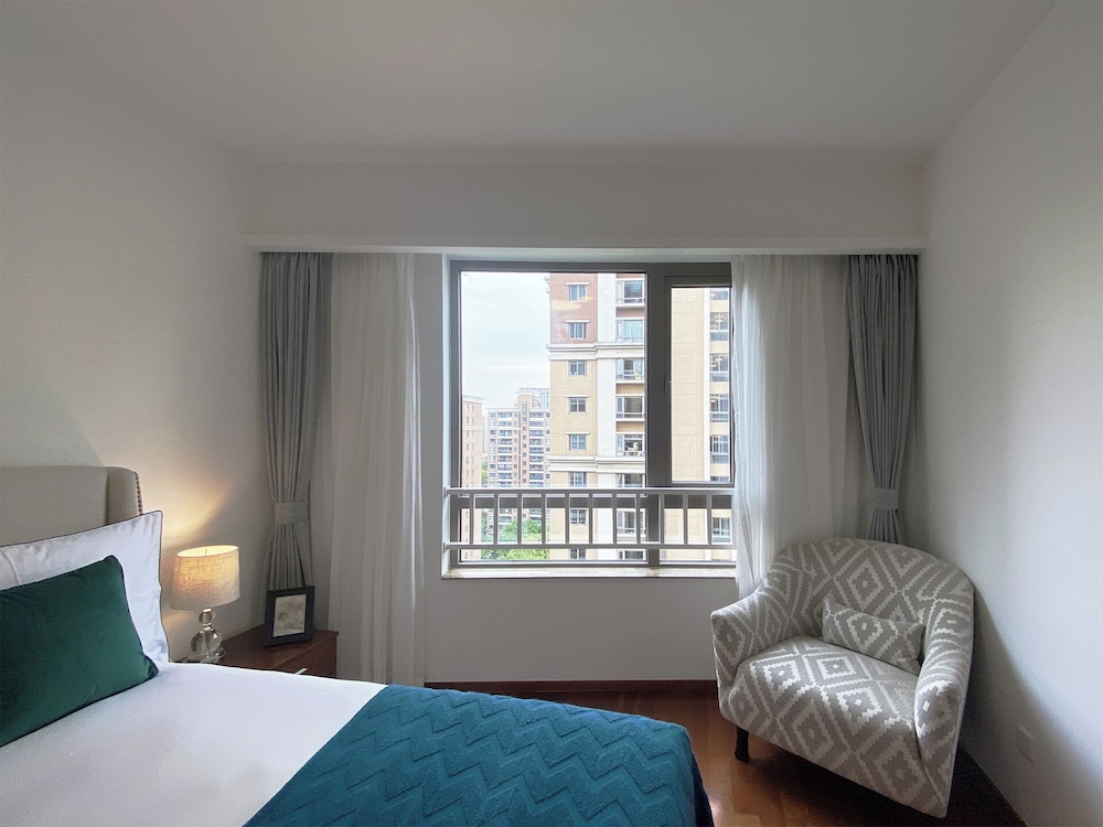 Tyms 2BR Apt Gubei CBD Near Takashimaya