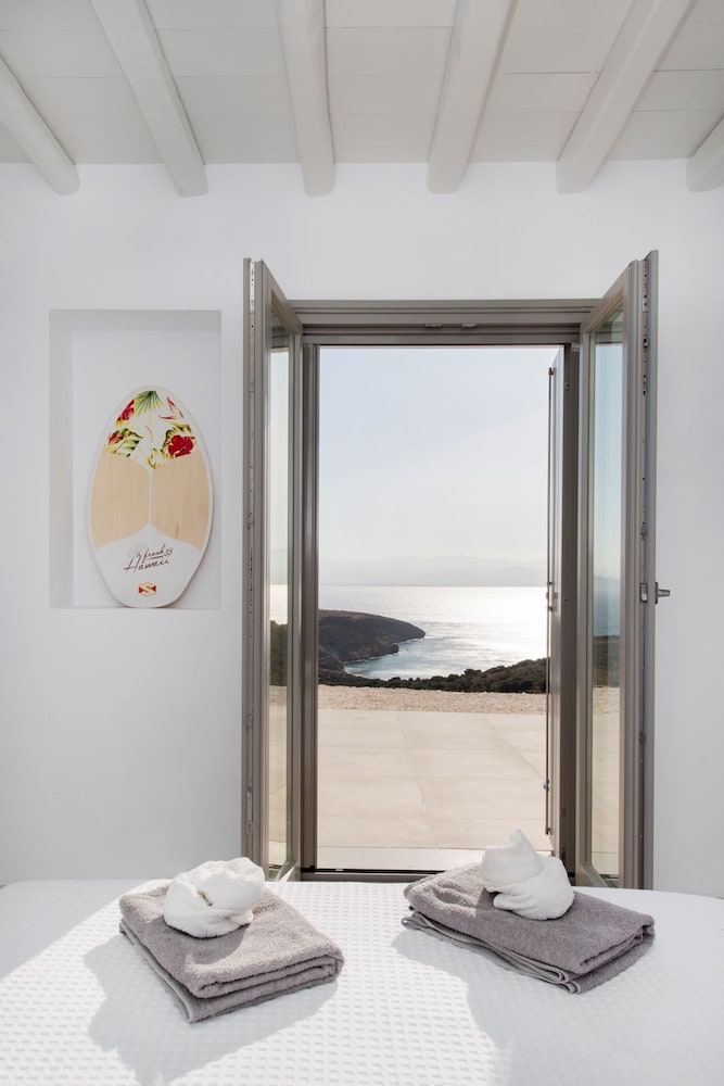 Rising Sun sea View Villa Near the Beach Paros