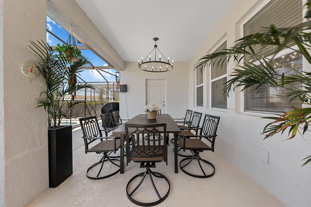Themed 6BR Home Game Room Pool Sleeps 16