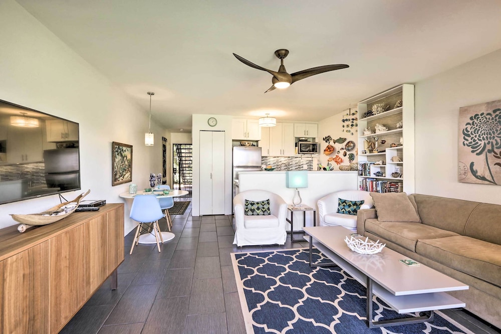 Lush Molokai Island Oasis w/ Private Pool + Beach!