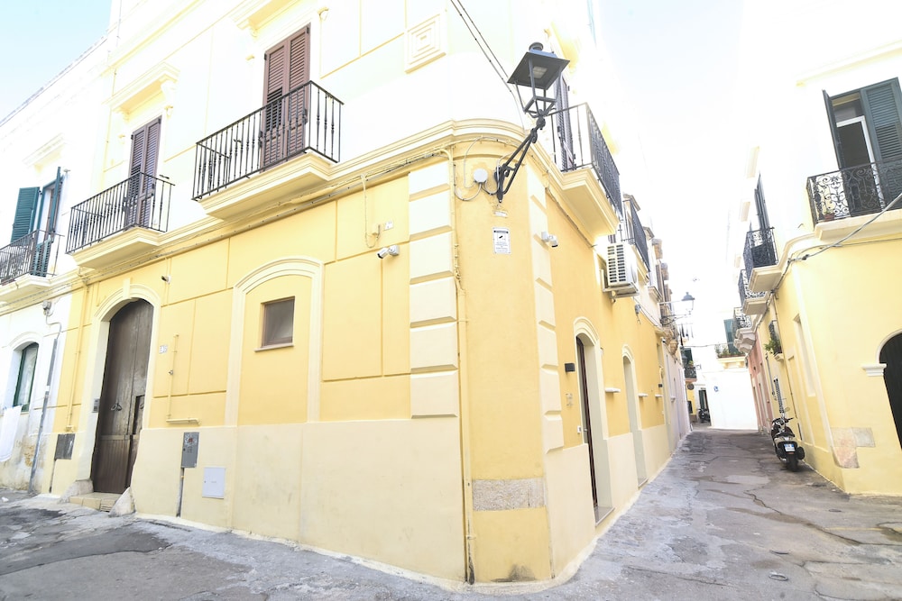 Photo 31