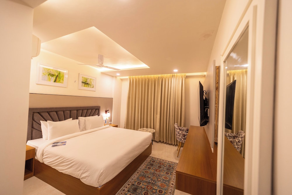 EcoXpress Satva Varanasi - 5 km from Kashi Vishwanath Temple, Varanasi