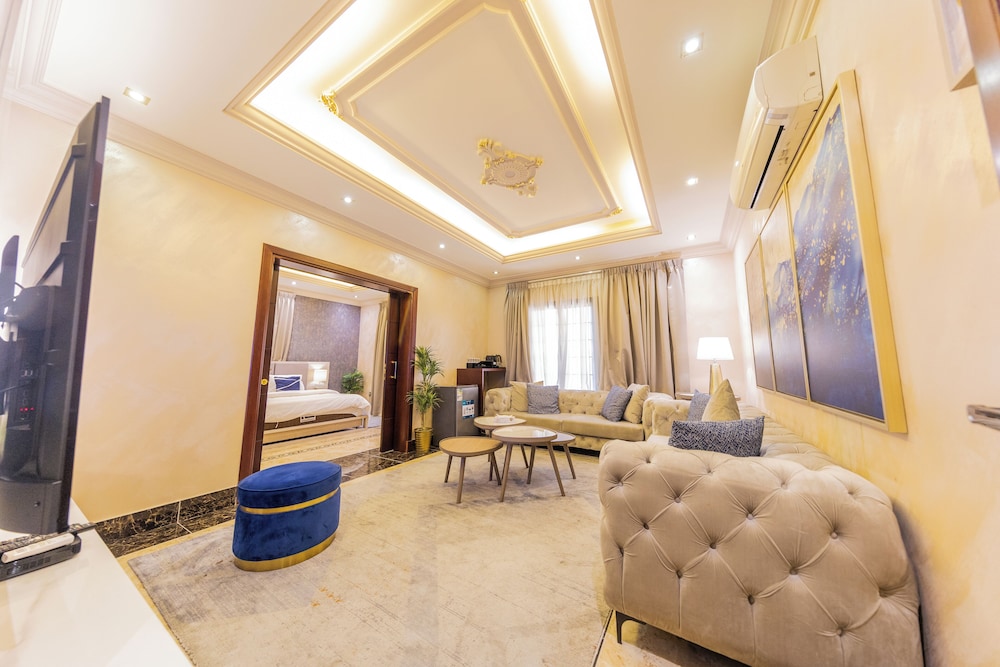 Hometel Khozama Jed
