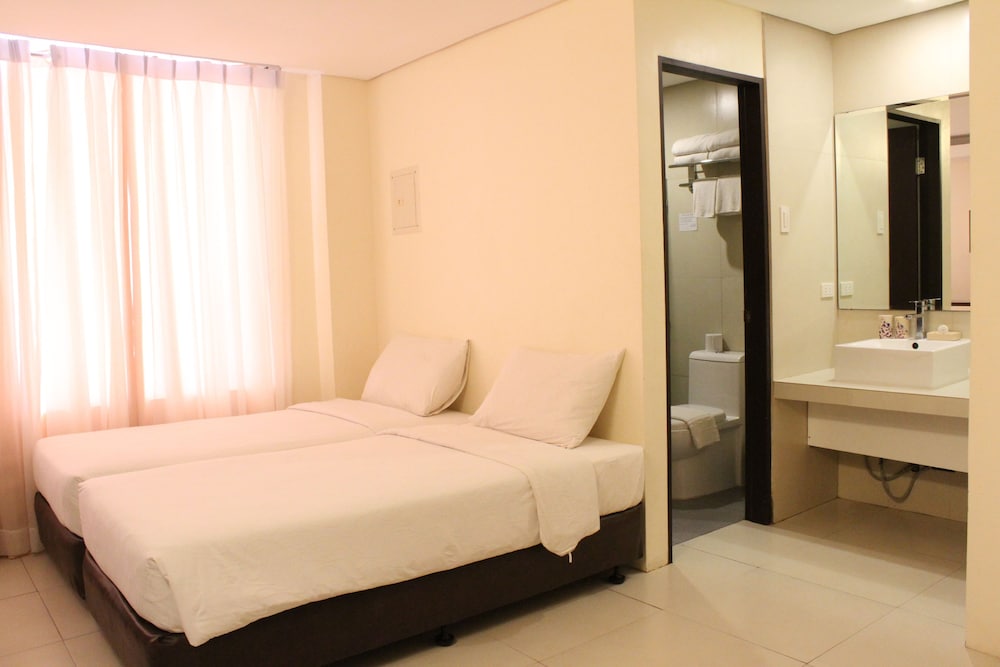 Ocean Suites Boutique Hotel