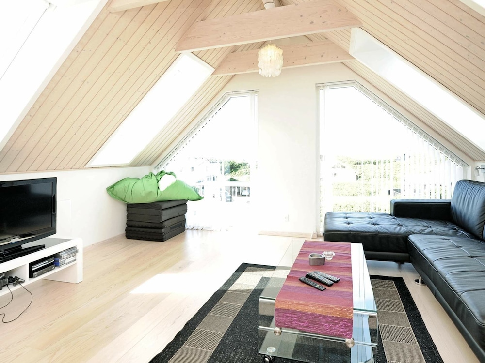 6 Person Holiday Home in Vejers Strand view 3