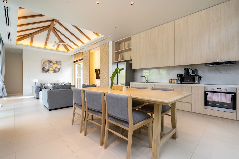 Himmapana Luxury Villas
