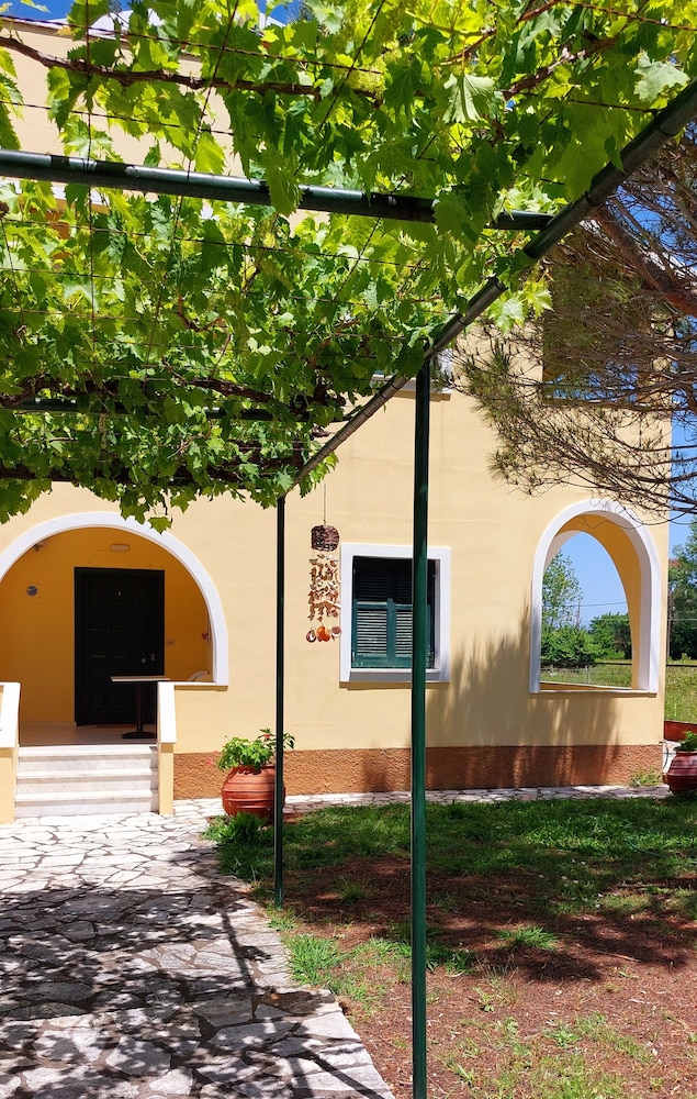 Sausan Apartments