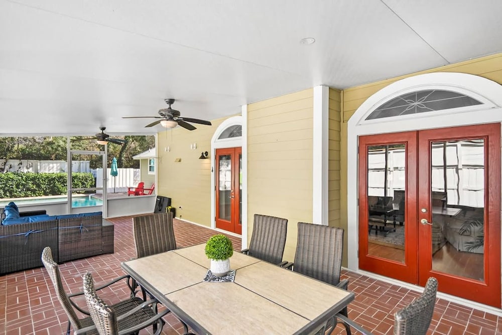 Beach House Pool Golf Cart Game Room BBQ