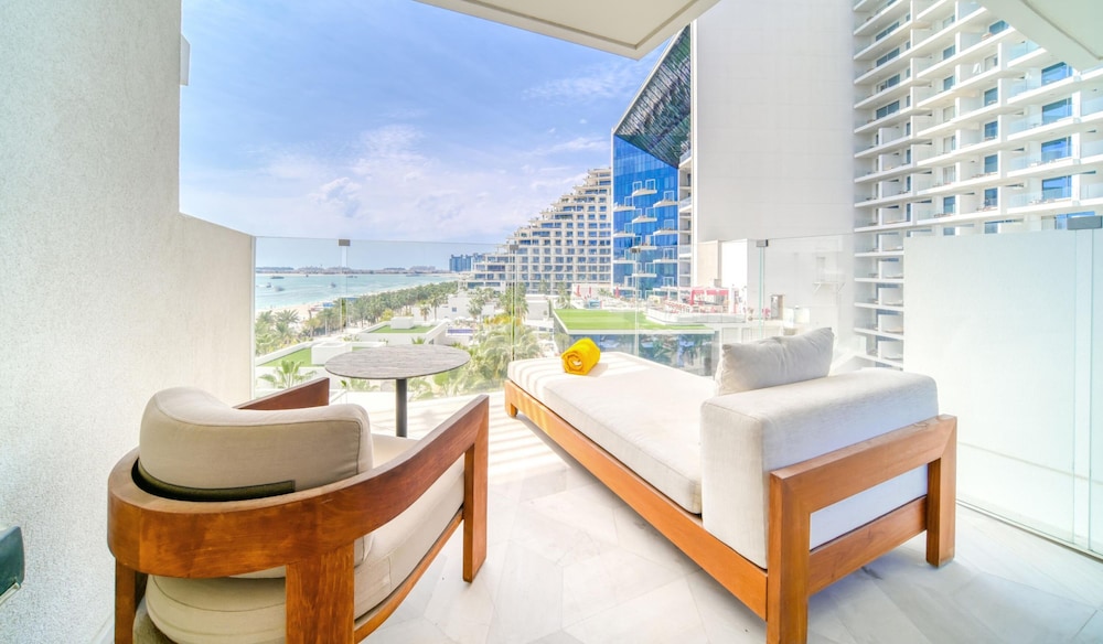 Five Palm Jumeirah 4BR Penthouse w Private Pool