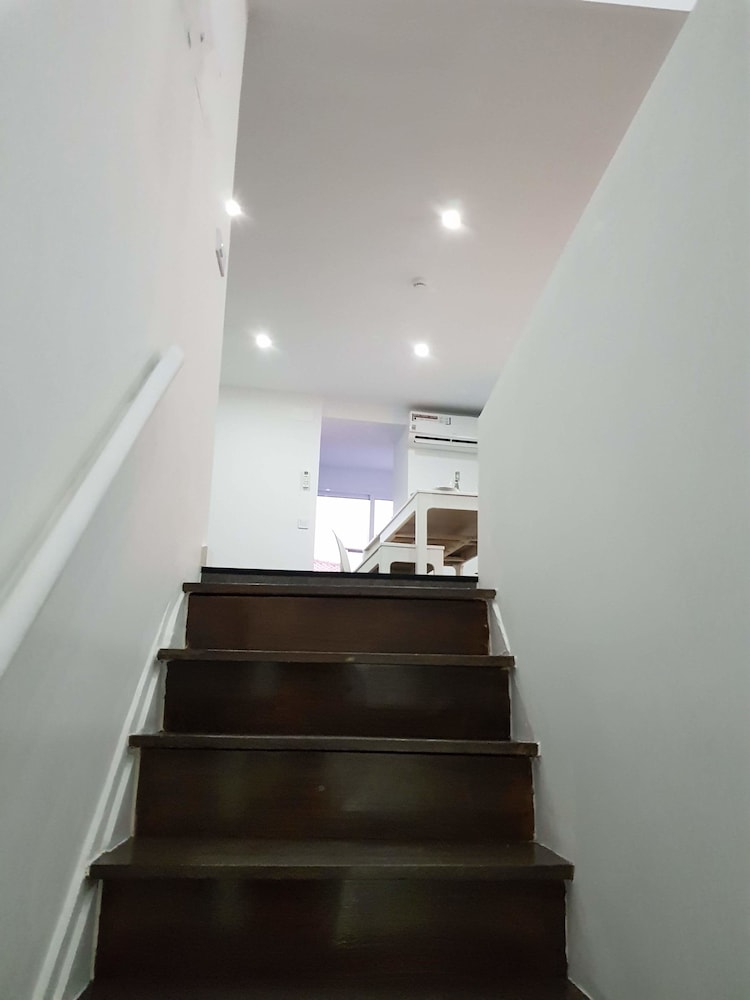 AG52 Apartment view 4