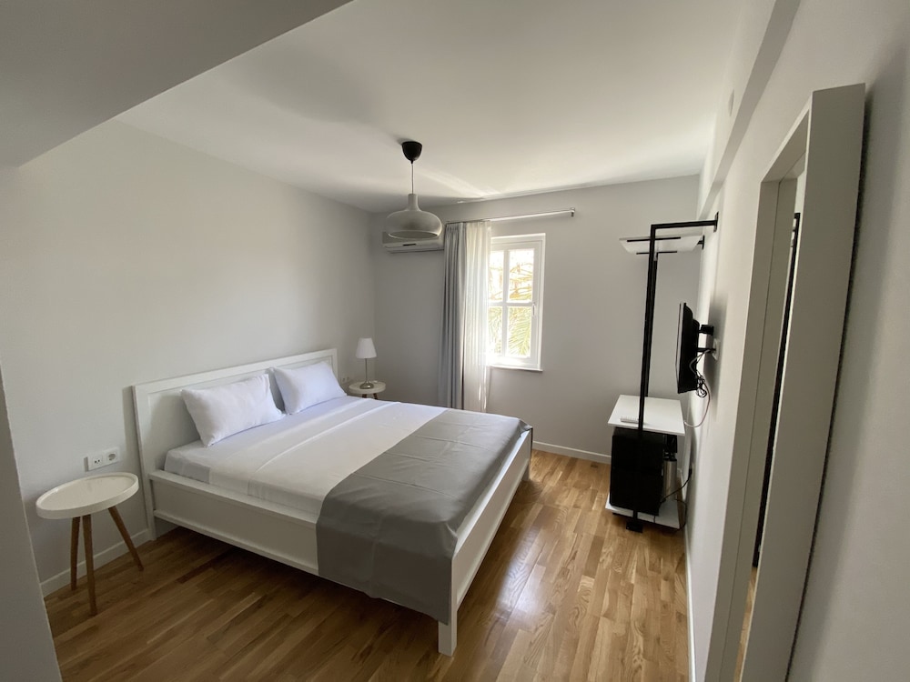 Mon Petit Otel - Image 17