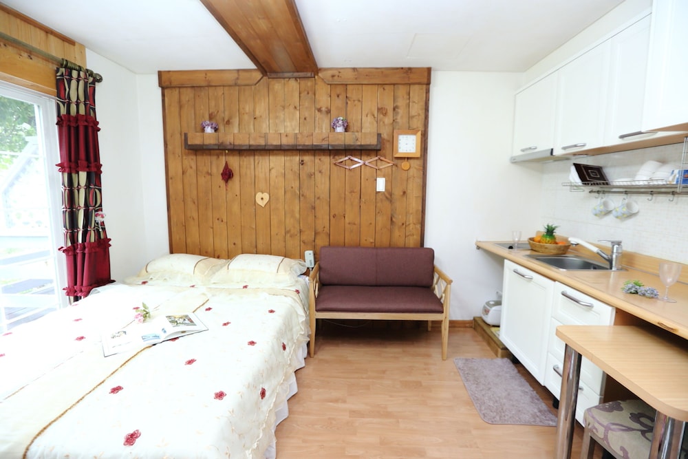 Sicily Pension