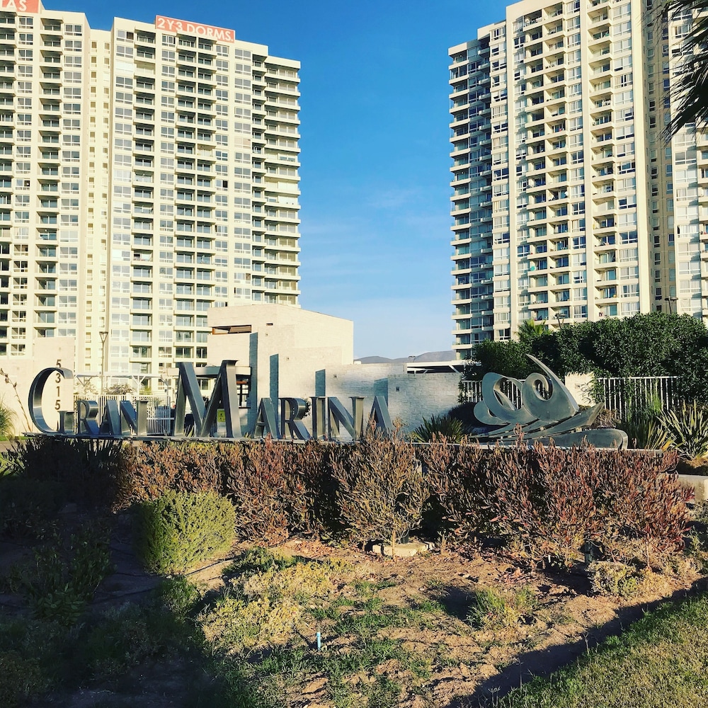 Portal Gran Marina Full Apartment view 2