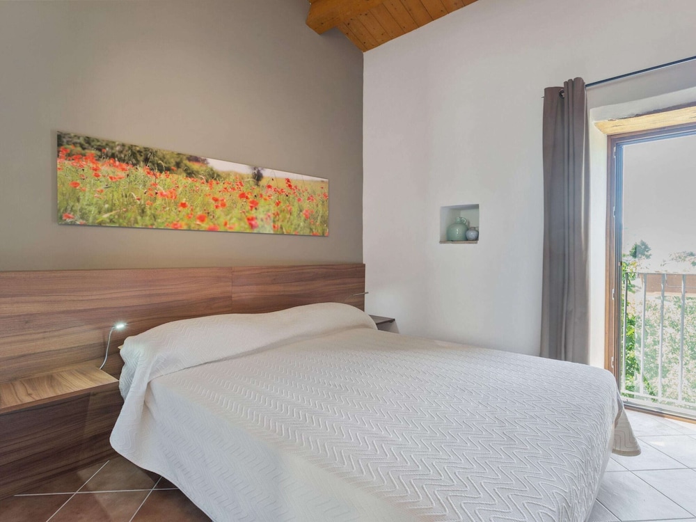 Apartment in Ripabottoni With Panoramic Views view 3