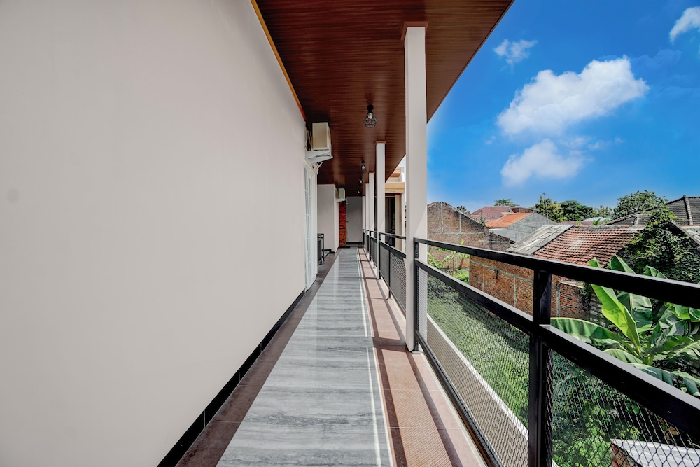 OYO 94924 Cidu Homestay Syariah