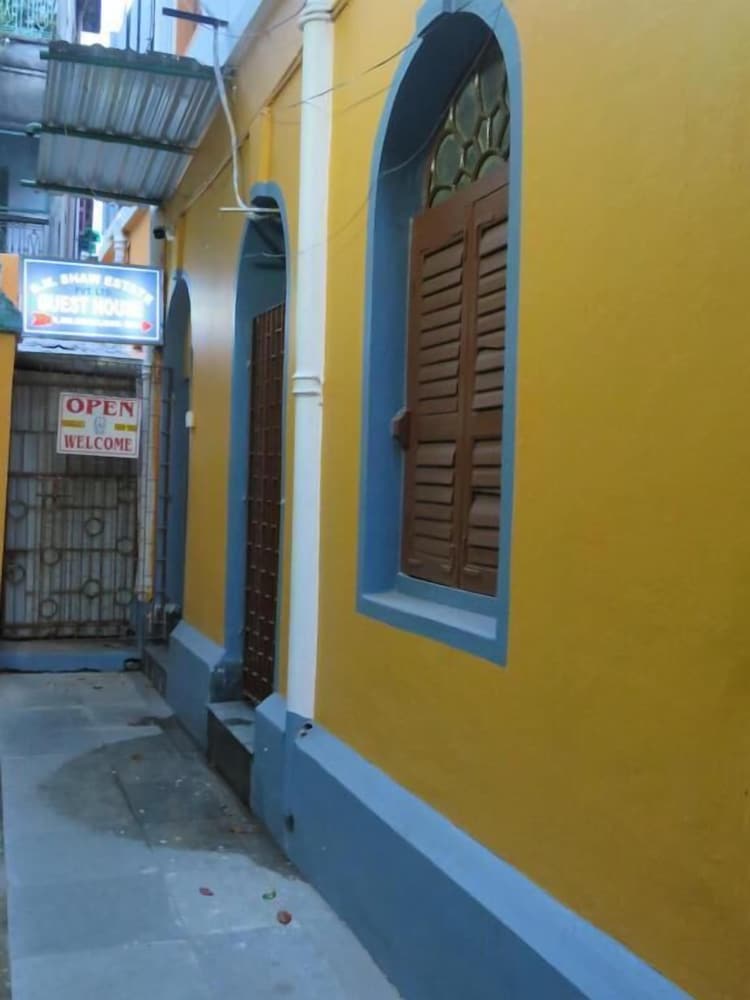 SHAW GUEST HOUSE